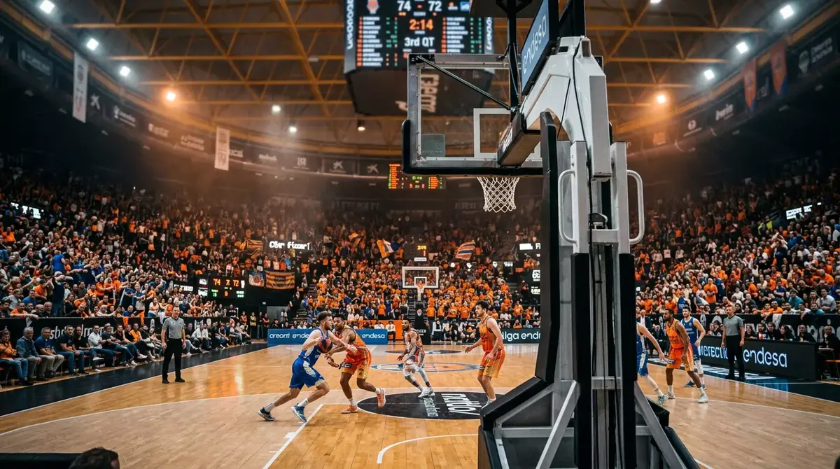 Panorámica de un pabellón de la Liga Endesa durante un partido de la ACB